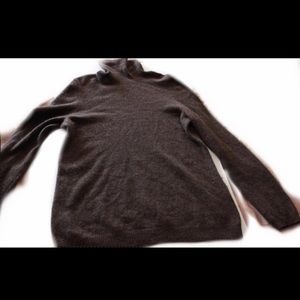 C by Bloomingdales 100% cashmere